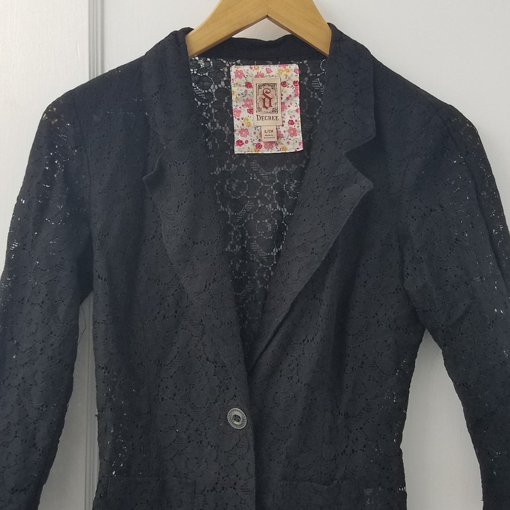 Decree Black Lace Blazer